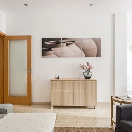 Joivy Central & Spacious Apt In Porto Exterior photo